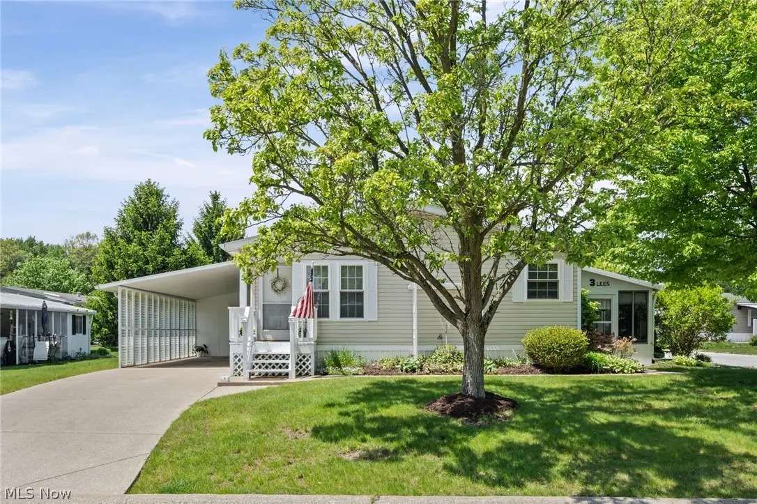 3 Lees Lane, Olmsted, OH 44138 - #1