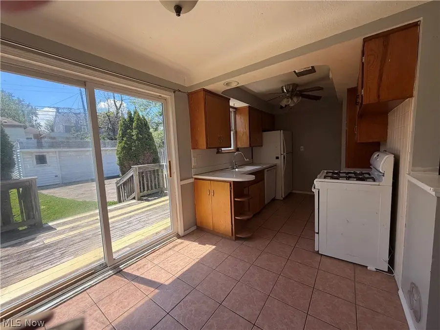 9316 Alexander Road, Garfield Heights, OH 44125 - #2
