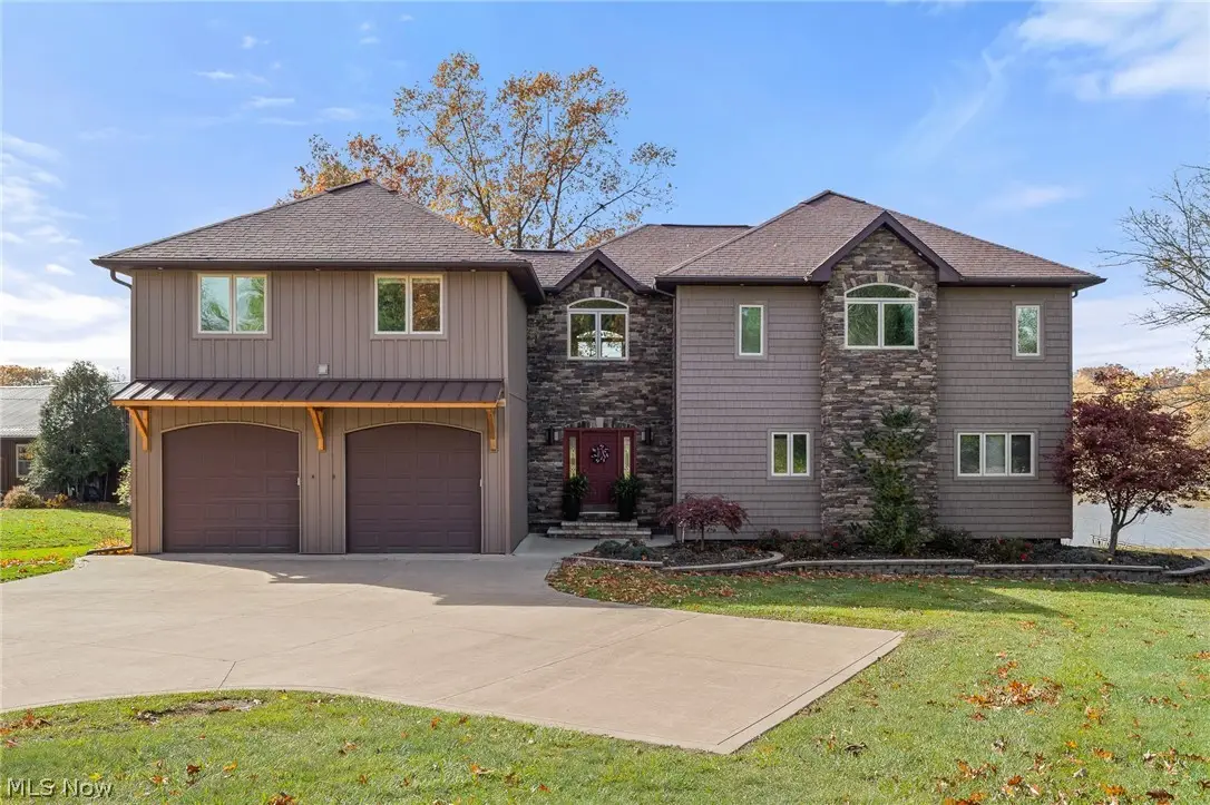 945 Pike Drive, Mansfield, OH 44903 - #1