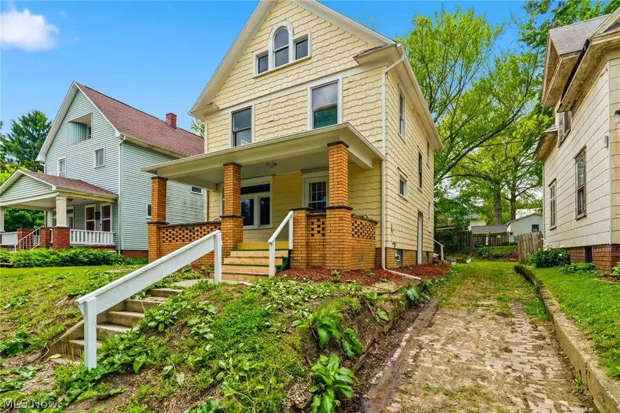 1387 S Seneca Avenue, Alliance, OH 44601 - #2