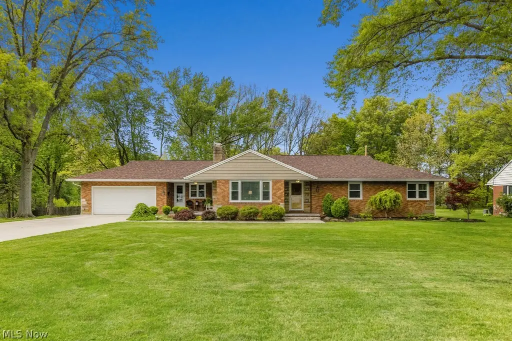 1319 Glamorgan Street, Alliance, OH 44601 - #1
