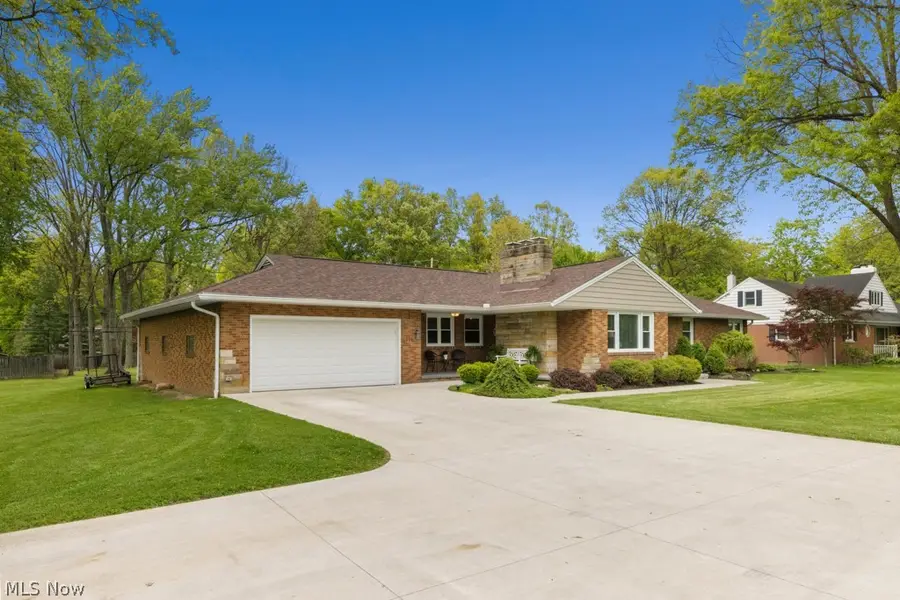 1319 Glamorgan Street, Alliance, OH 44601 - #2