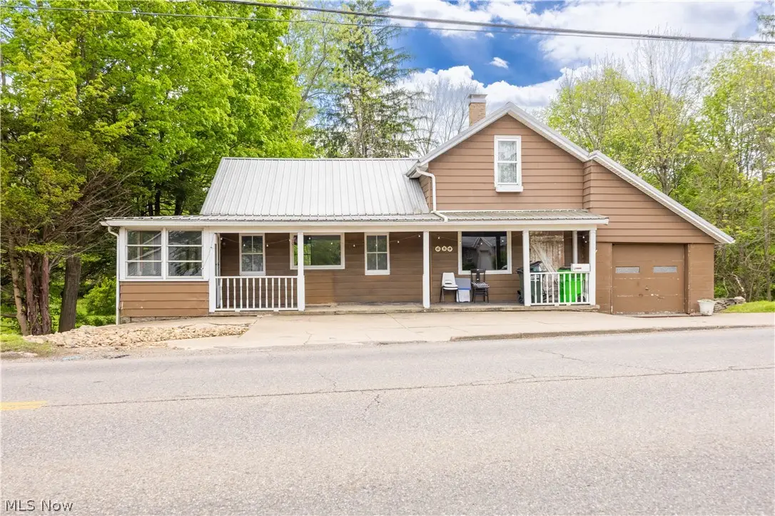 659 E Jackson Street, Millersburg, OH 44654 - #1