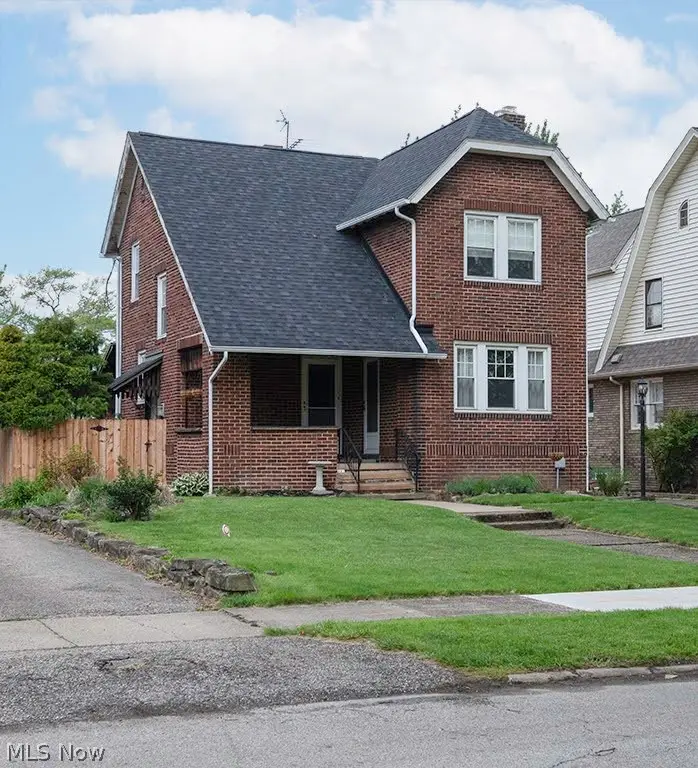 227 Roselawn Ne Avenue, Warren, OH 44483 - #2