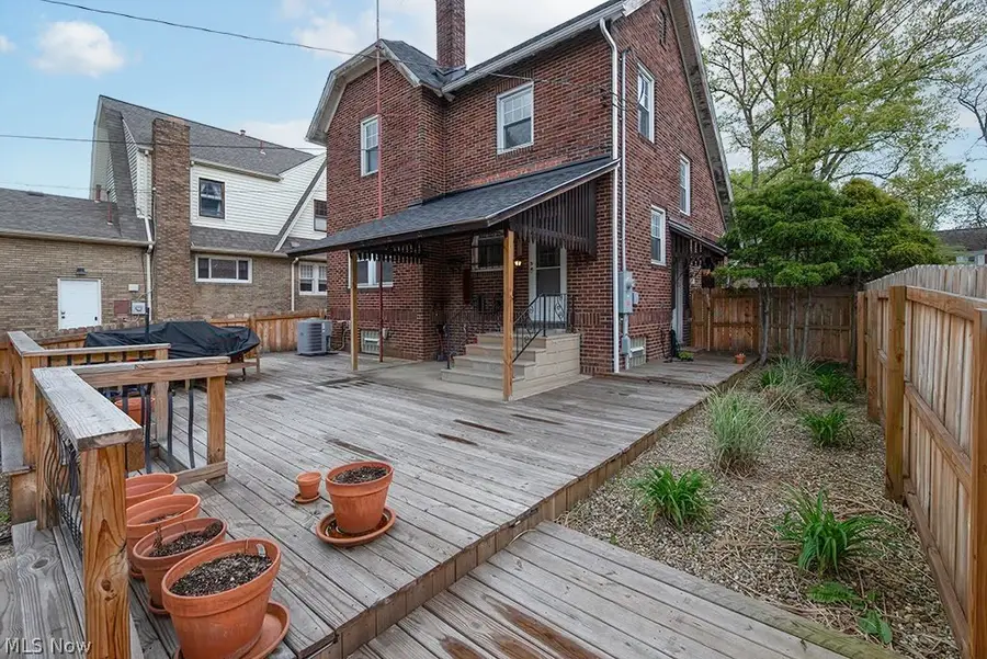 227 Roselawn Ne Avenue, Warren, OH 44483 - #3
