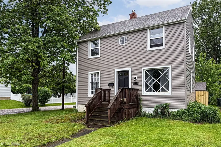 206 Johnson Avenue, Cuyahoga Falls, OH 44221 - #3