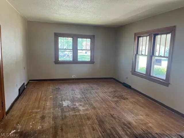 1148 Columbus Drive, Holland, OH 43528 - #3
