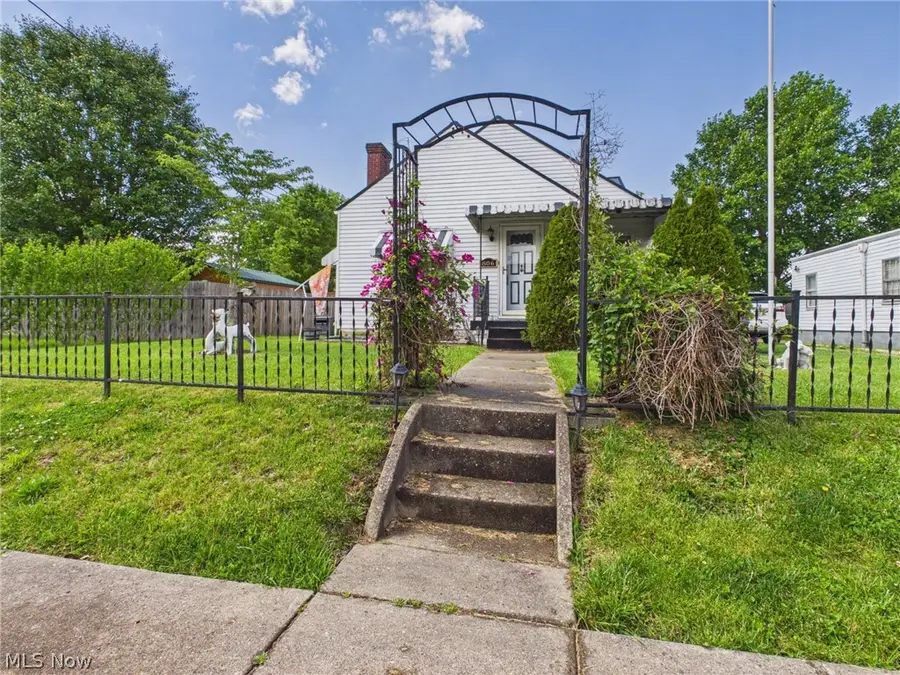 806 Elder Street, Parkersburg, WV 26101 - #2