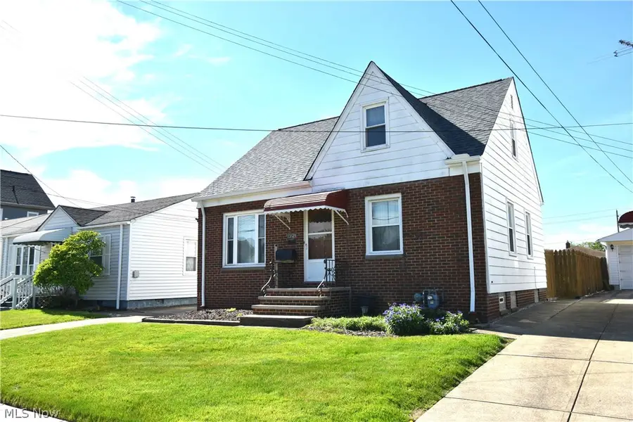 13129 Astor Avenue, Cleveland, OH 44135 - #2