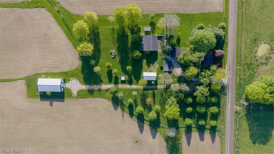9865 Tallmadge Road, Diamond, OH 44412 - #3