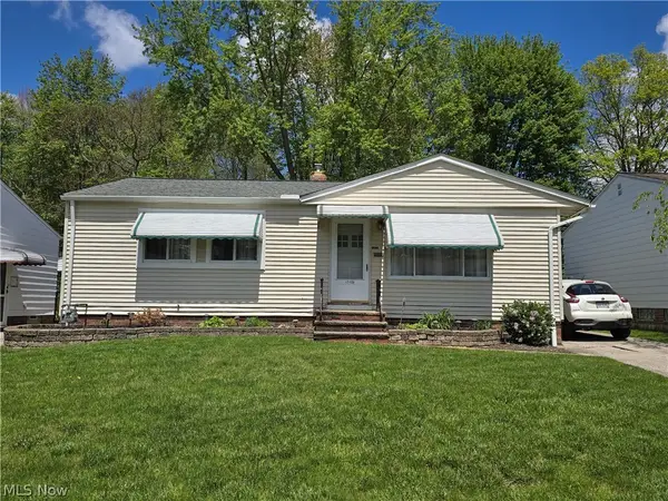 15021 Florence Drive, Maple Heights, OH 44137