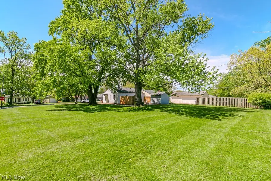 9017 Woodridge Lane, Mentor, OH 44060 - #2