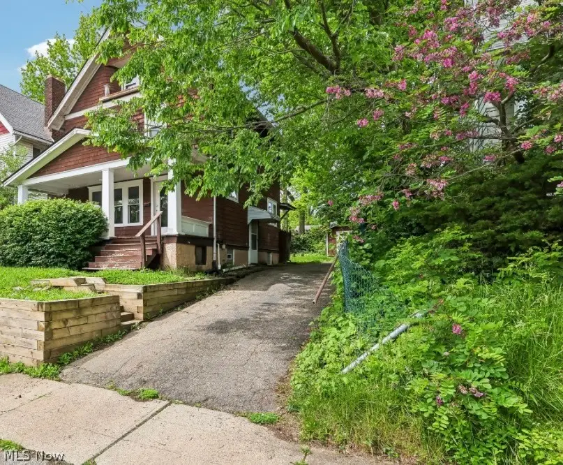 897 Polk Avenue, Akron, OH 44314 - #2