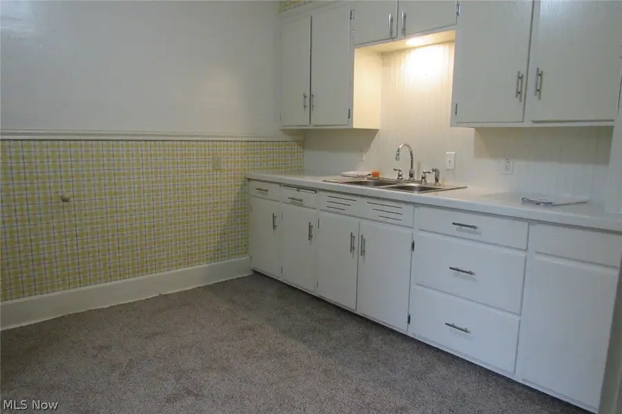2042 W Prospect Road, Ashtabula, OH 44004 - #3