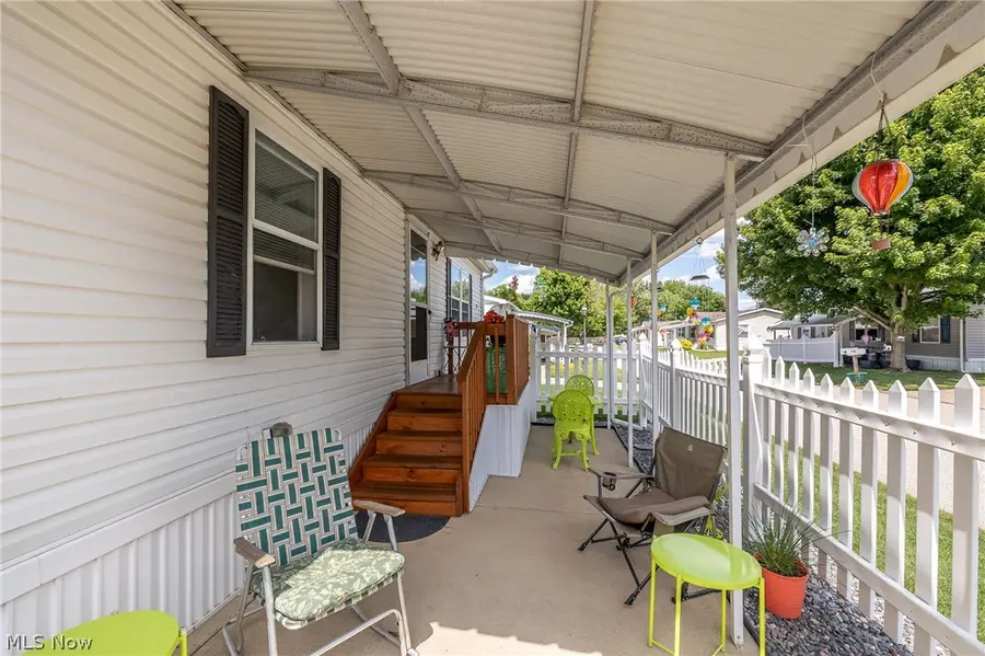 10 Cherry Lane, Olmsted, OH 44138 - #3