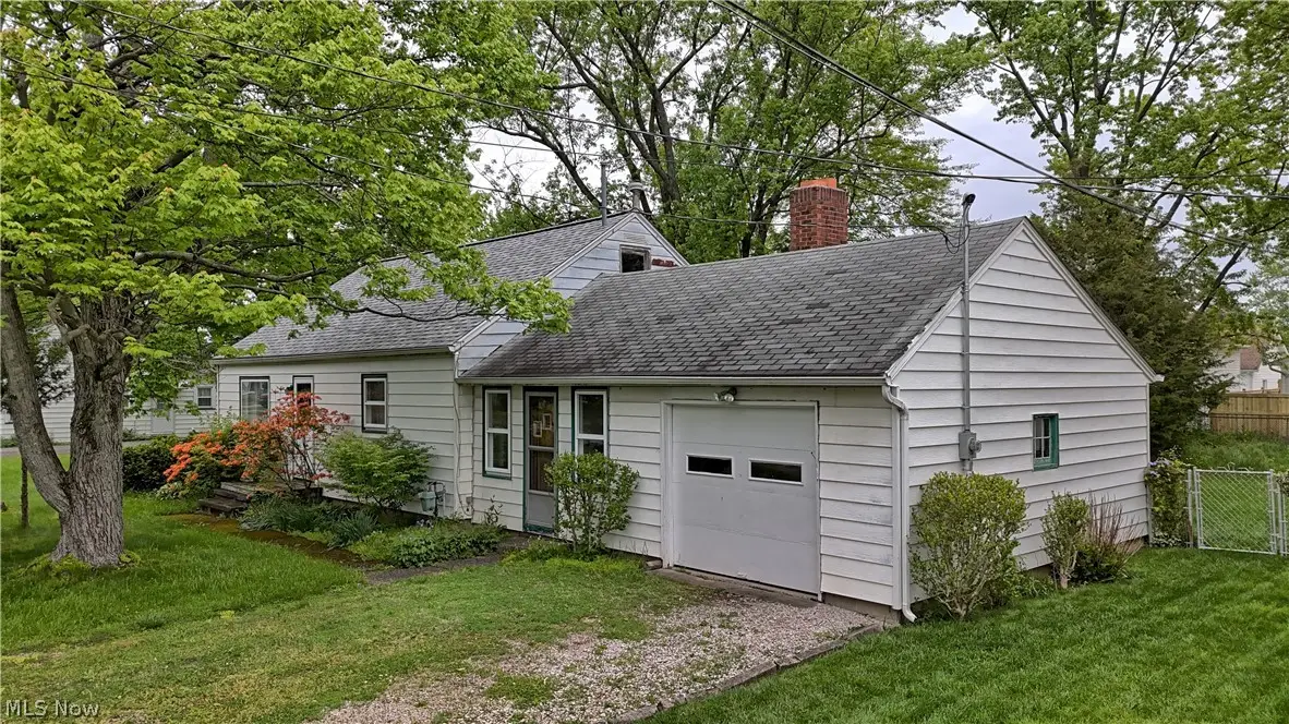 10071 Colfax Drive, Columbia Station, OH 44028 - #1