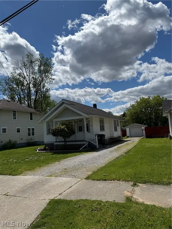 462 Larkin Avenue, Akron, OH 44305