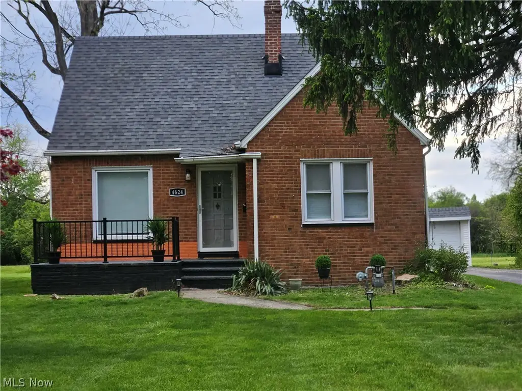 4624 Derbyshire Drive, North Randall, OH 44128 - #1