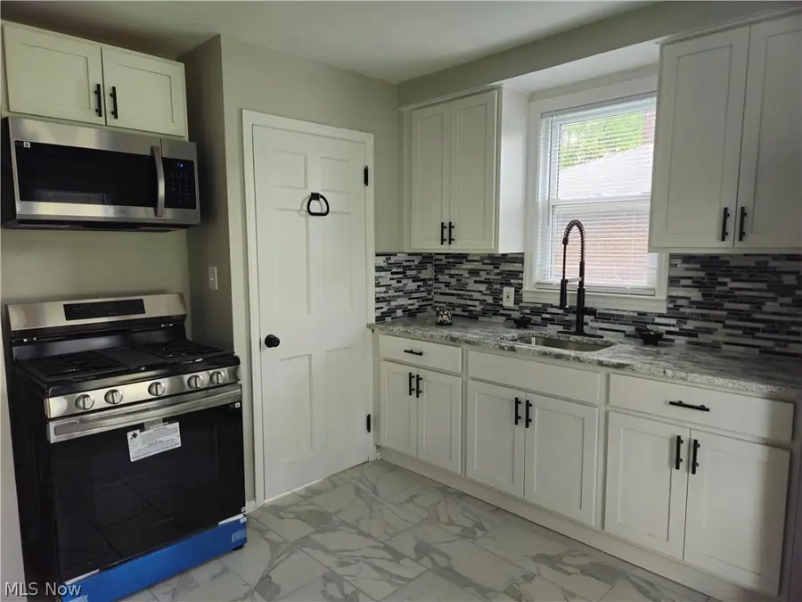 4624 Derbyshire Drive, North Randall, OH 44128 - #3