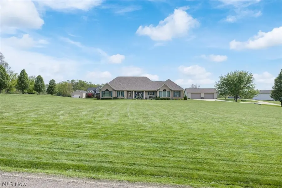 11210 Tritts Nw Street, Canal Fulton, OH 44614 - #2