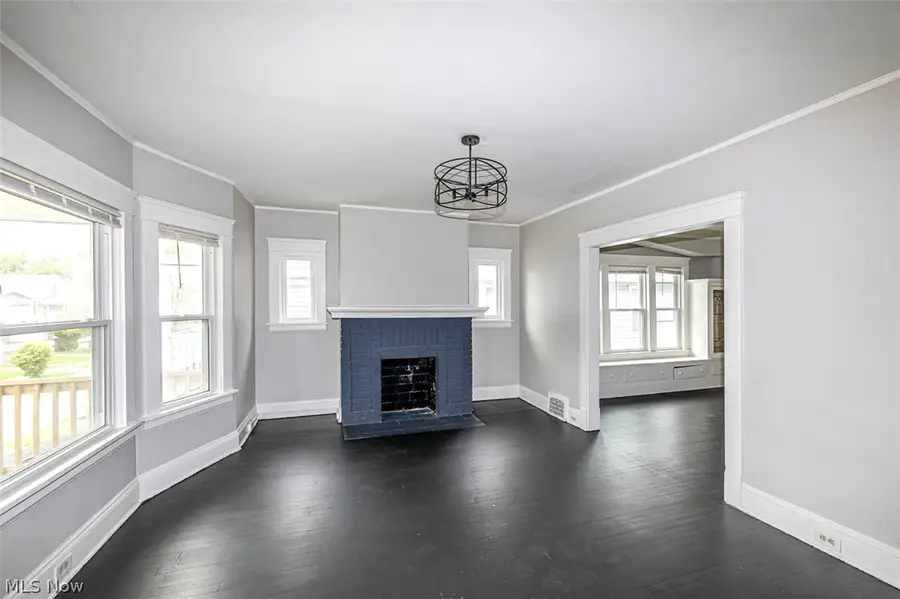 747 E 117th Street, Cleveland, OH 44108 - #3