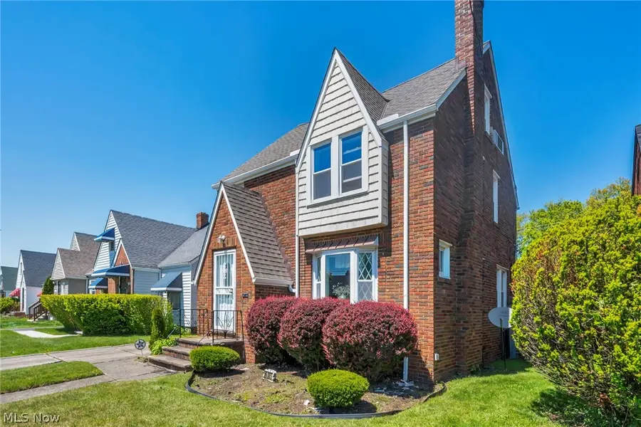 16005 Throckley Avenue, Cleveland, OH 44128 - #3