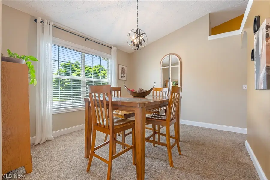 4732 Helmsworth Ne Drive, Canton, OH 44714 - #3