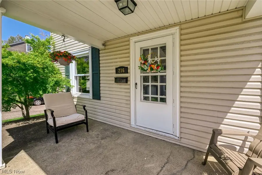 216 Lewis Ne Place, Massillon, OH 44646 - #3