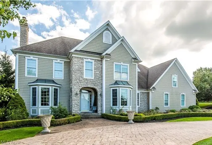 915 Creek View Drive, Aurora, OH 44202 - #2