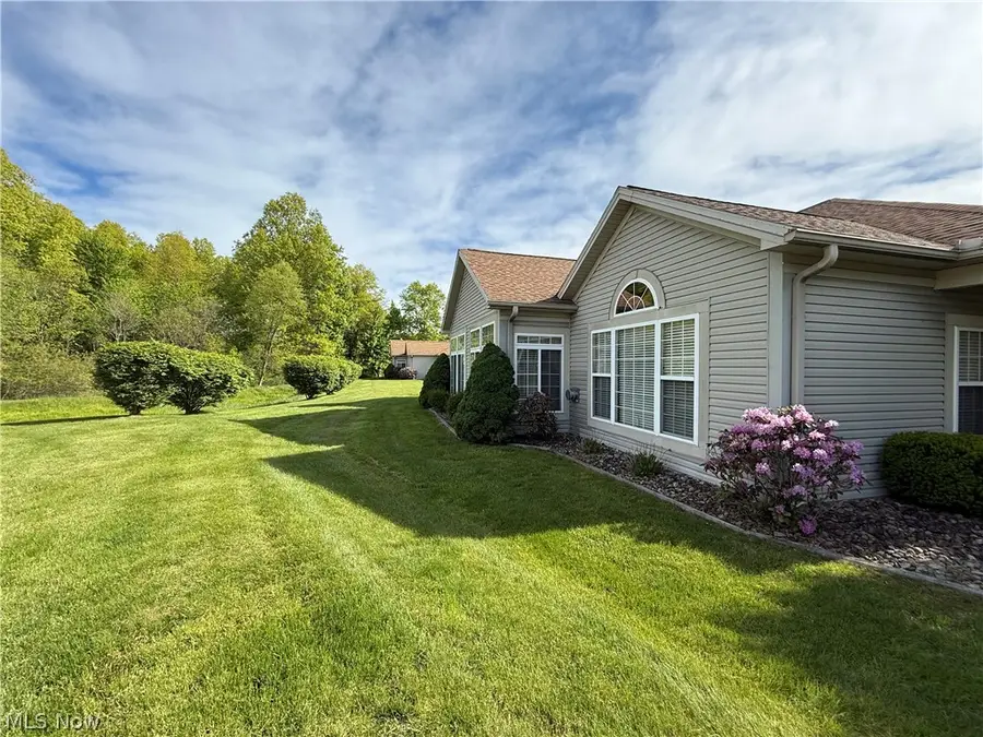 28 Hunters Woods Boulevard #B, Canfield, OH 44406 - #2