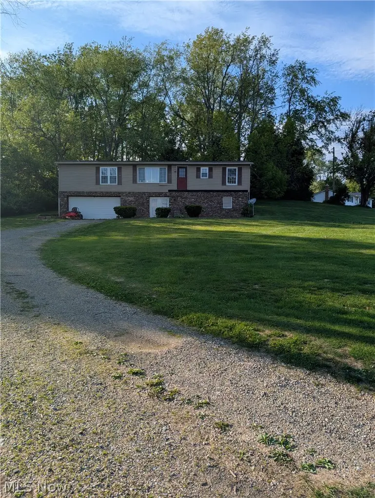 2075 State Route 83, Millersburg, OH 44654 - #1