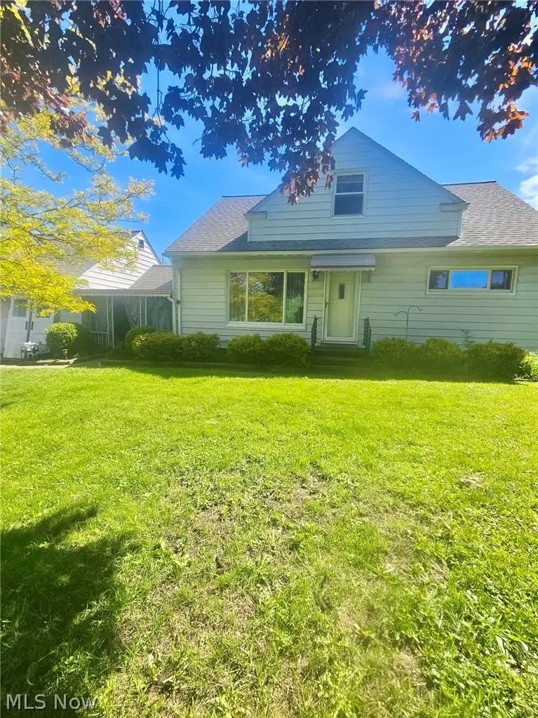 10481 Briar Hill Drive, Kirtland, OH 44094 - #1