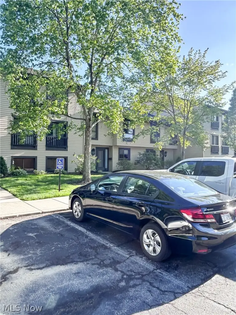 6310 Greenwood #105, Northfield, OH 44067 - #2