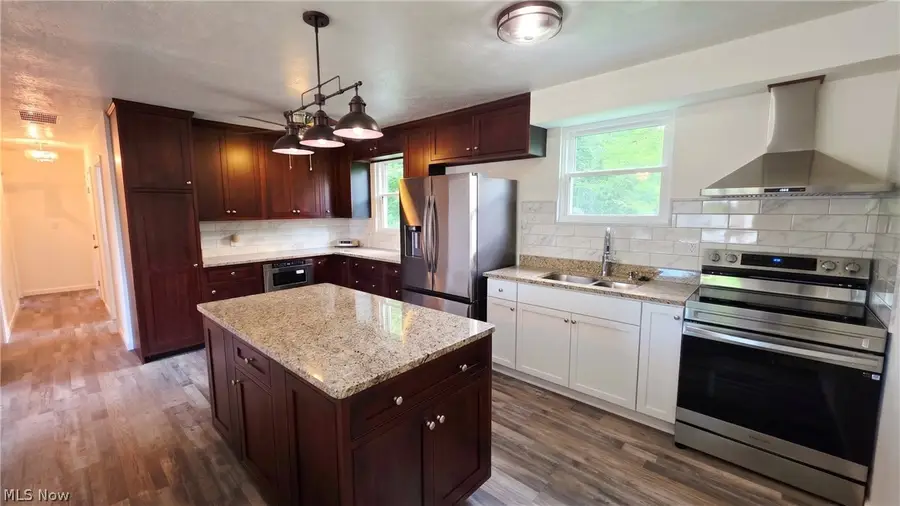 36 Suzanne Street, Little Hocking, OH 45742 - #2