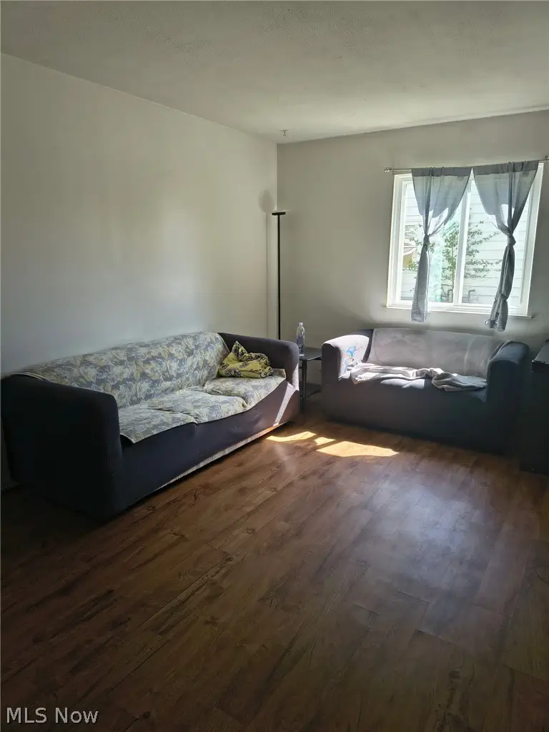 2347-2349 Nicholas Avenue, Akron, OH 44305 - #2
