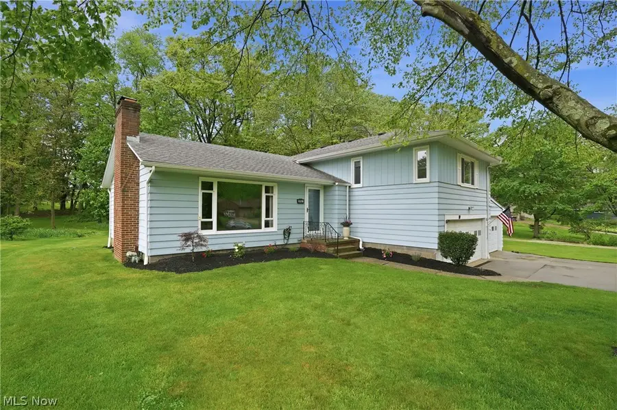 5912 Woodward Drive, Akron, OH 44319 - #2