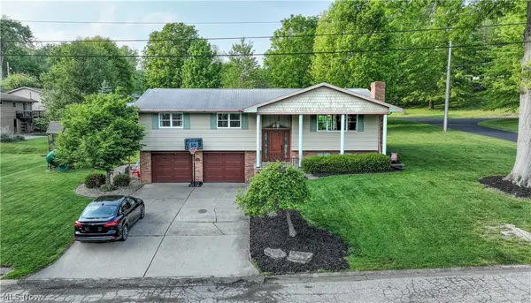 116 Carroll Drive, St Clairsville, OH 43950