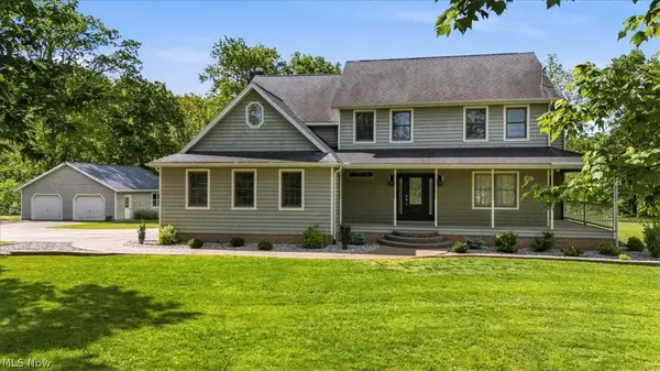 911 Moody Ridge Road, Belpre, OH 45714