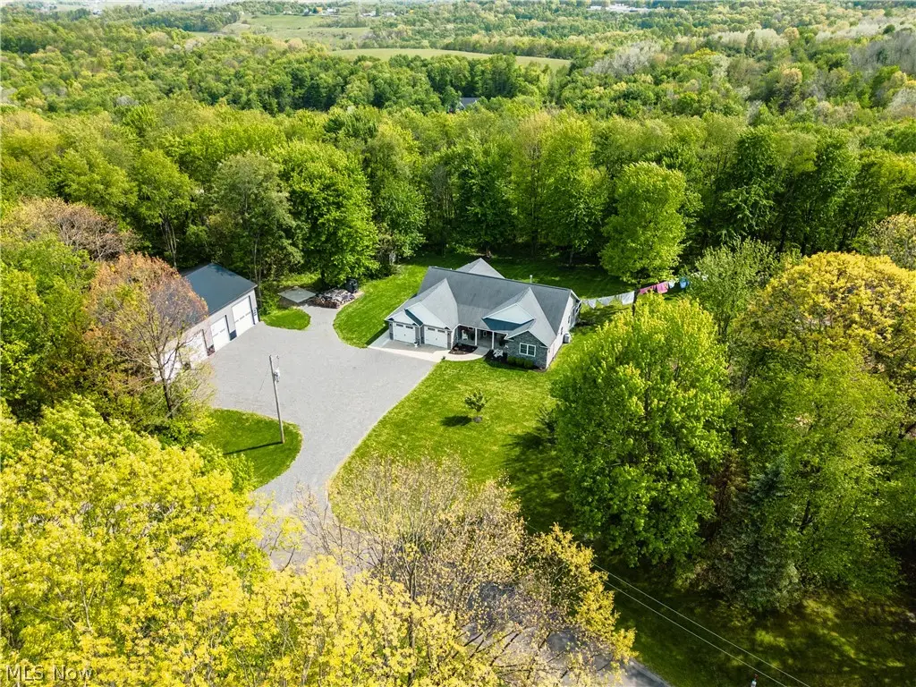 5700 Amber Nw Road, Dundee, OH 44624 - #1