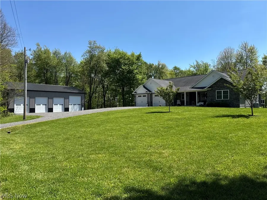 5700 Amber Nw Road, Dundee, OH 44624 - #2