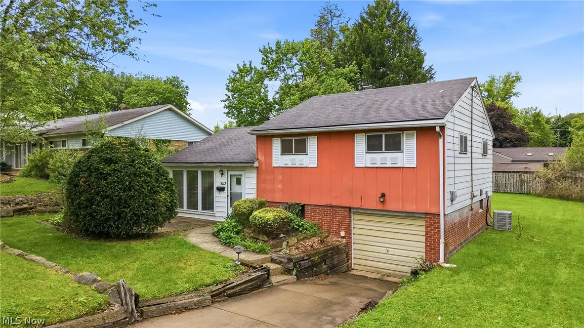 2534 Sierra Drive, Youngstown, OH 44511 - #1
