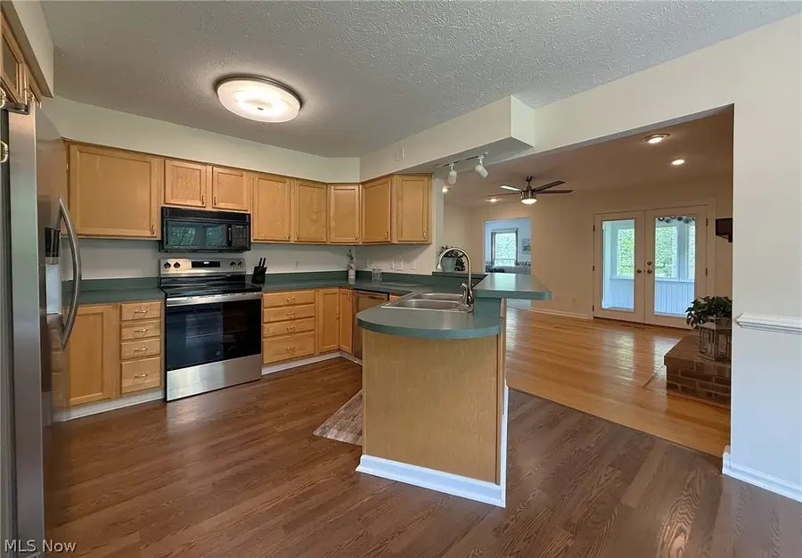 9109 Lake In The Woods Trail, Chagrin Falls, OH 44023 - #2