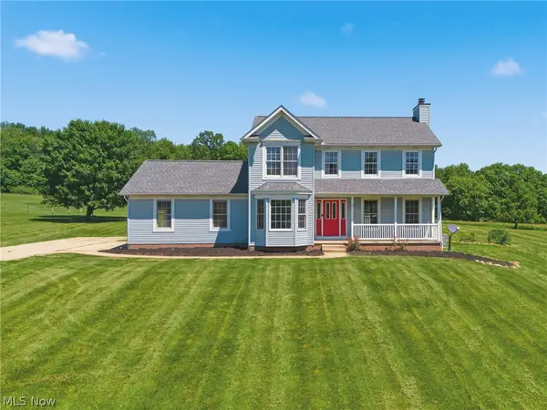 7987 Lisbon St E, East Canton, OH 44730