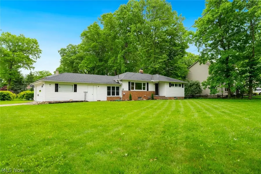 4223 Canterbury Road, North Olmsted, OH 44070 - #3