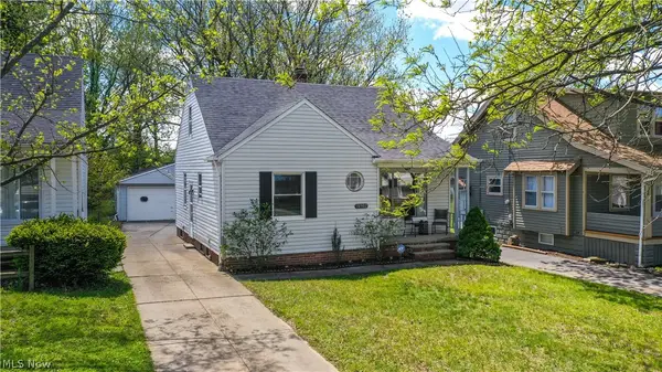 14902 James Avenue, Maple Heights, OH 44137