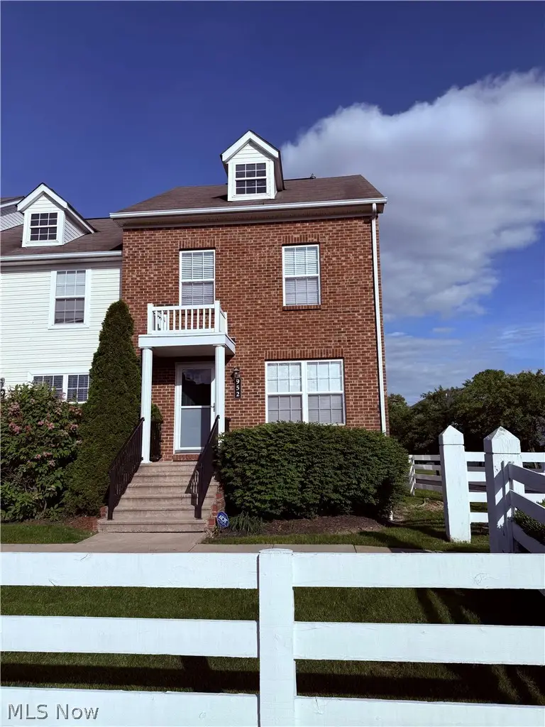 952 Hartford Village Boulevard, Columbus, OH 43228 - #1
