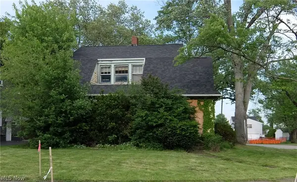 249 Central Parkway Se Avenue, Warren, OH 44483