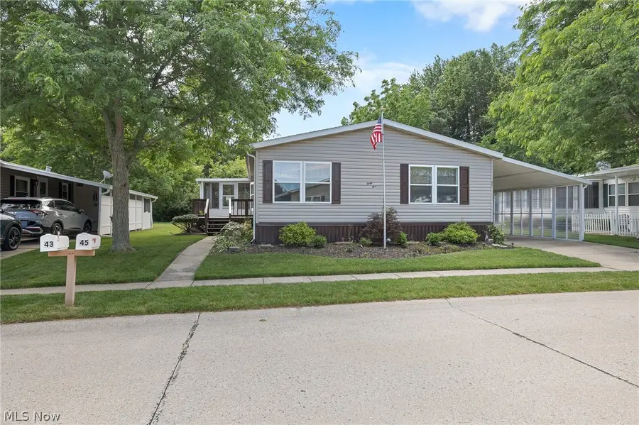 45 Periwinkle Drive, Olmsted, OH 44138 - #2