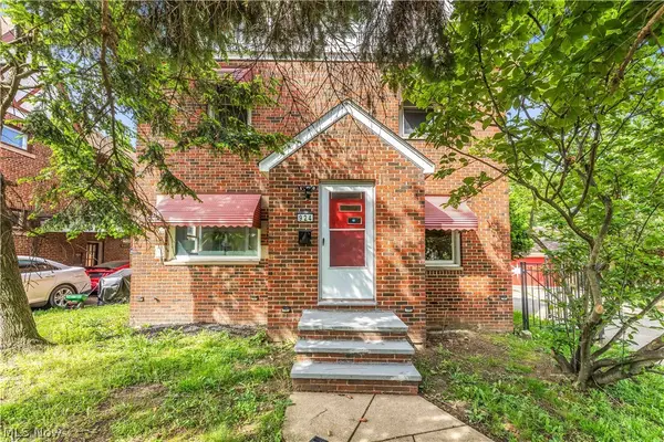 924 E 214th Street, Euclid, OH 44119