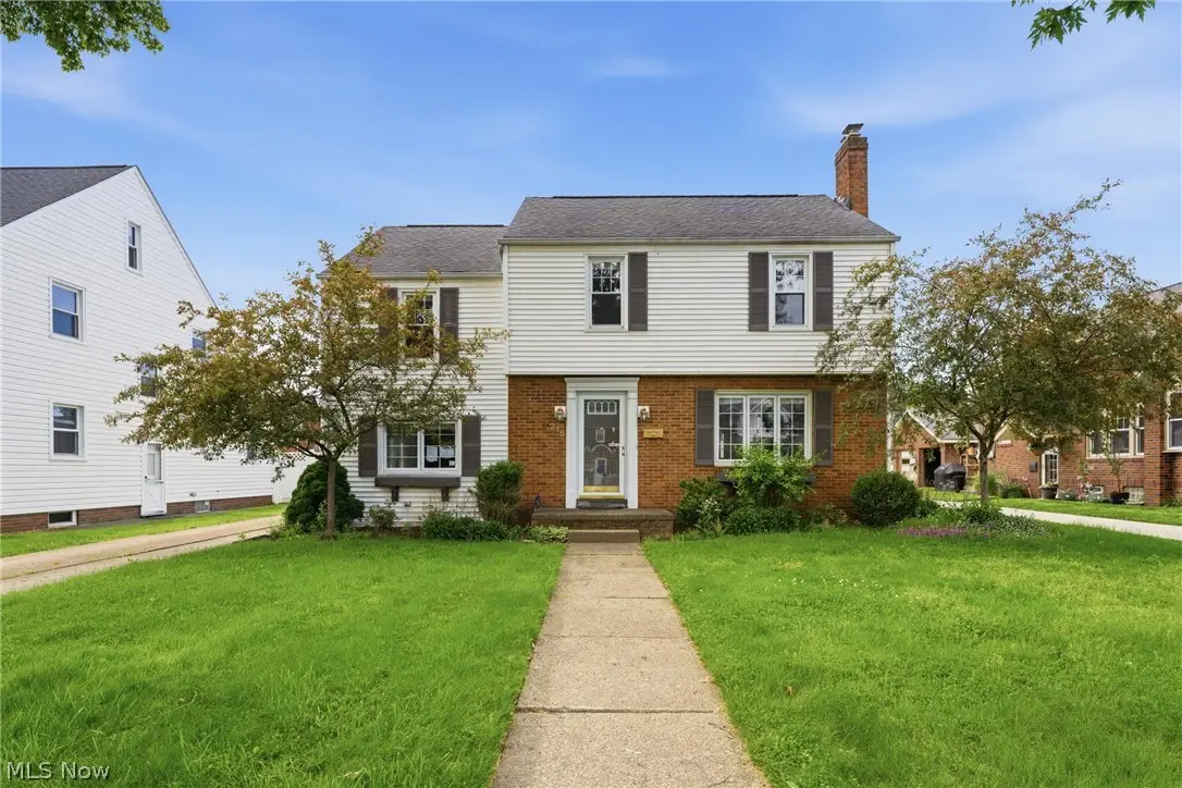 215 Harter Nw Avenue, Canton, OH 44708 - #1